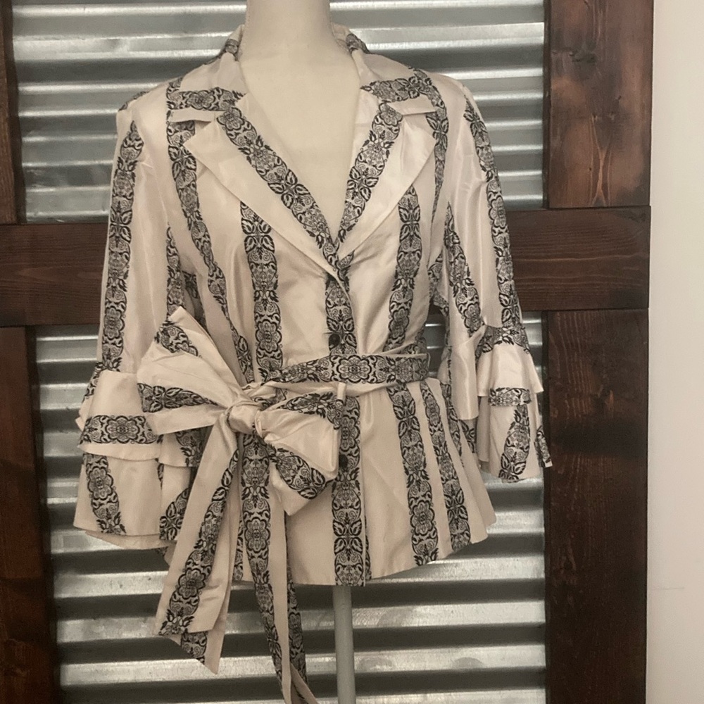 Vintage 90s Doncaster Collection Black and white 100% Silk  top